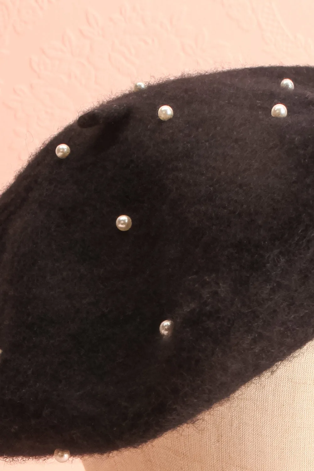 Amarantha | Black Beret w/ Pearls