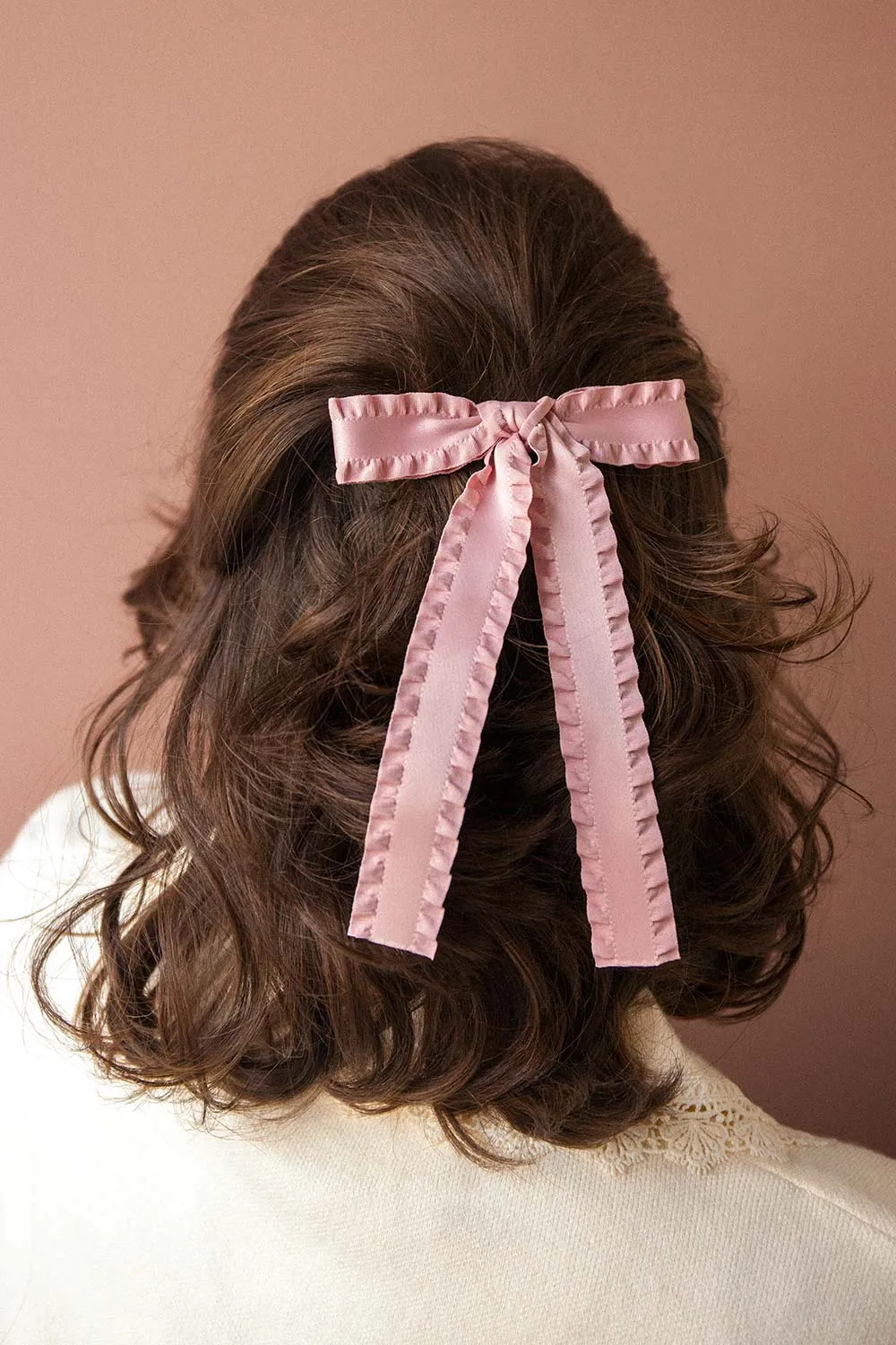 Asriel Black | Wavy Bow Hair Clip