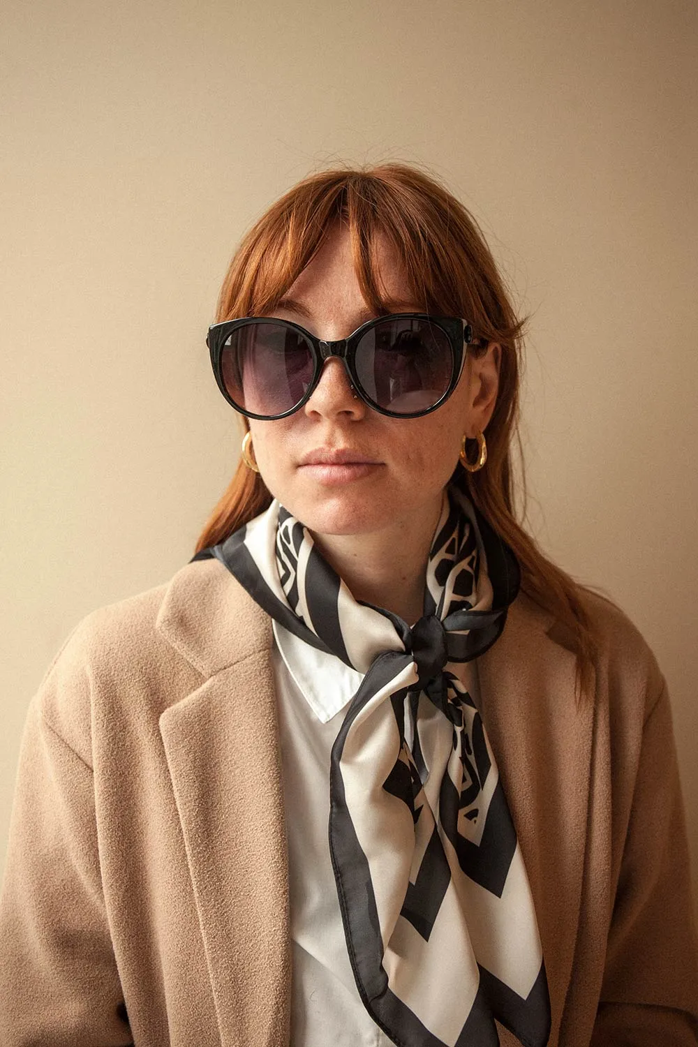 Caty | Glossy Black Cat-Eye Sunglasses