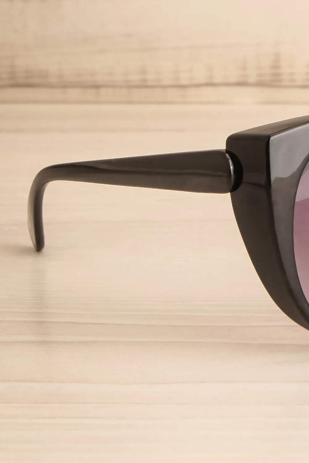 Caty | Glossy Black Cat-Eye Sunglasses