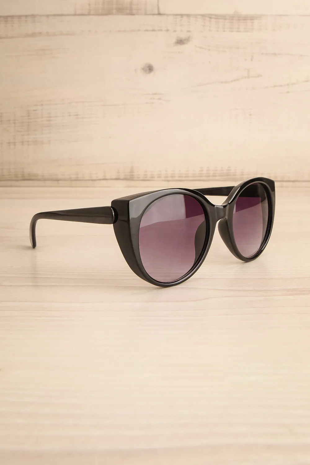 Caty | Glossy Black Cat-Eye Sunglasses