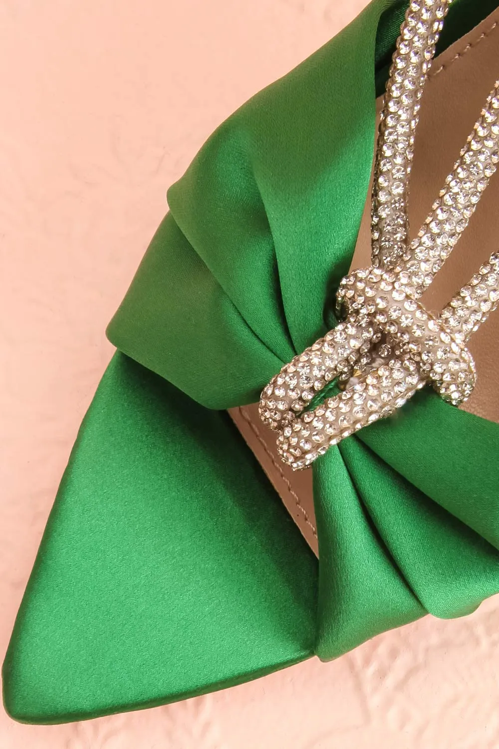 Chamaeleon Green | Pointed-Toe Heels w/ Sequin Knot