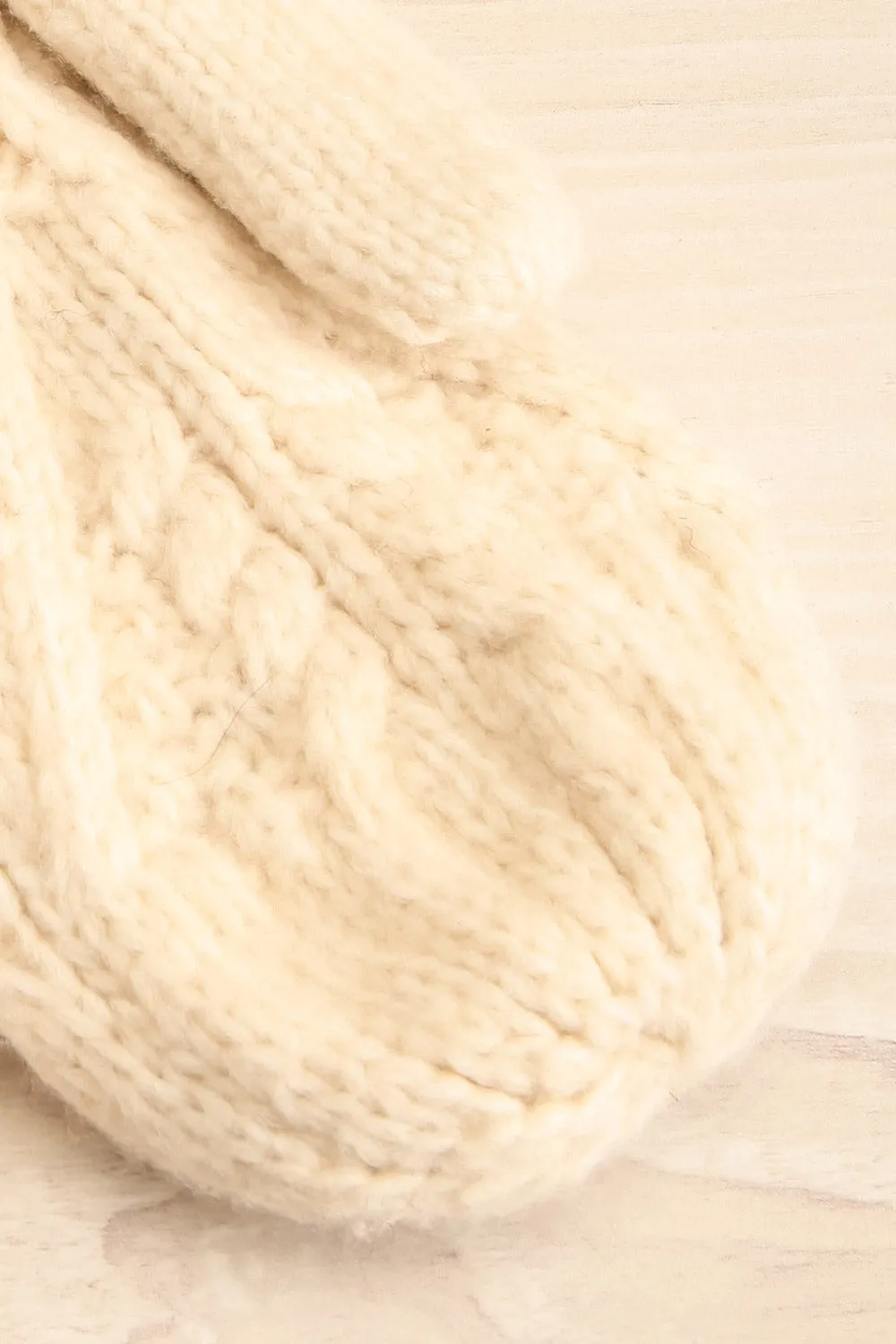 Colonel Ivory | Knit Mittens