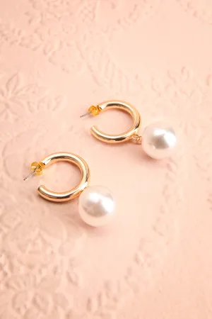 Dinoa | Gold Hoop Earrings w/ Large Pearls
