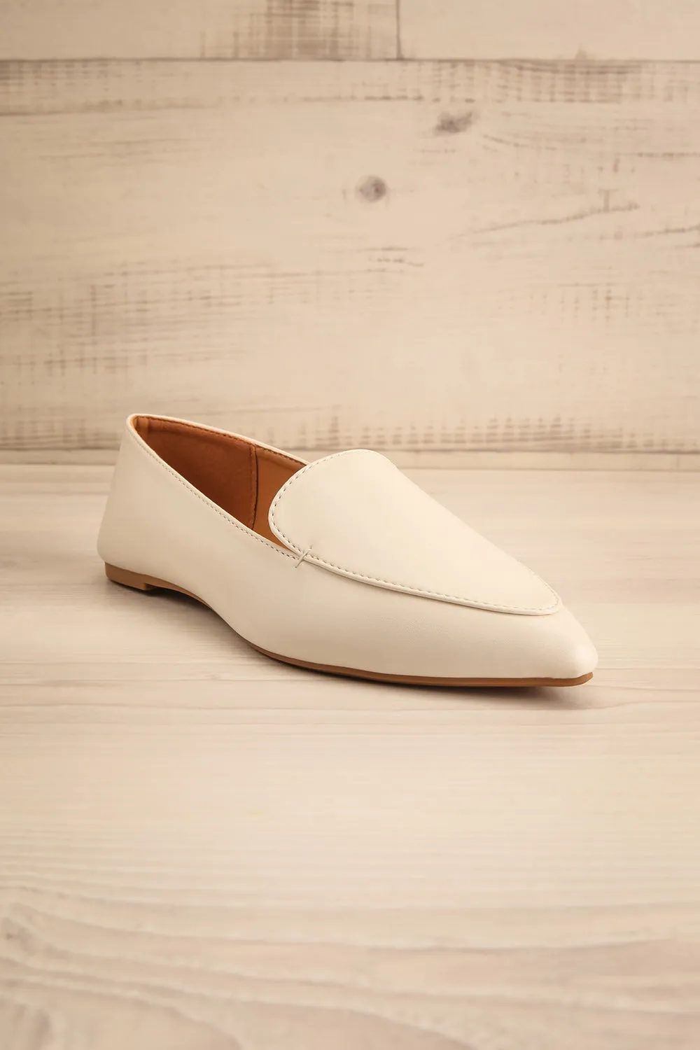 Dinteranthus Ivory | Pointed Faux-Leather Loafers