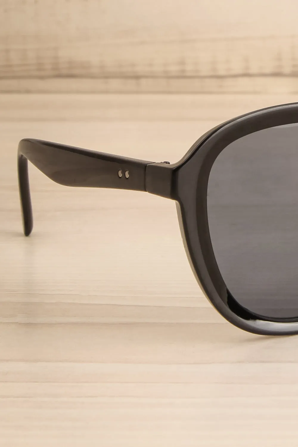 Etivaz | Black Sunglasses w/ Blue Tint