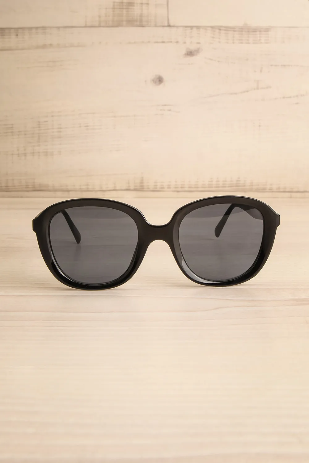 Etivaz | Black Sunglasses w/ Blue Tint