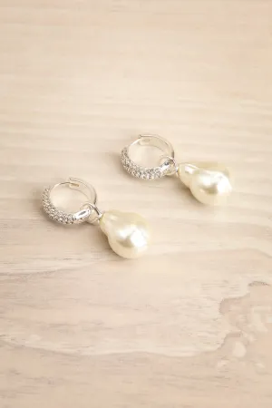 Eyllis Silver | Hoop Earrings w/ Pearl Pendant