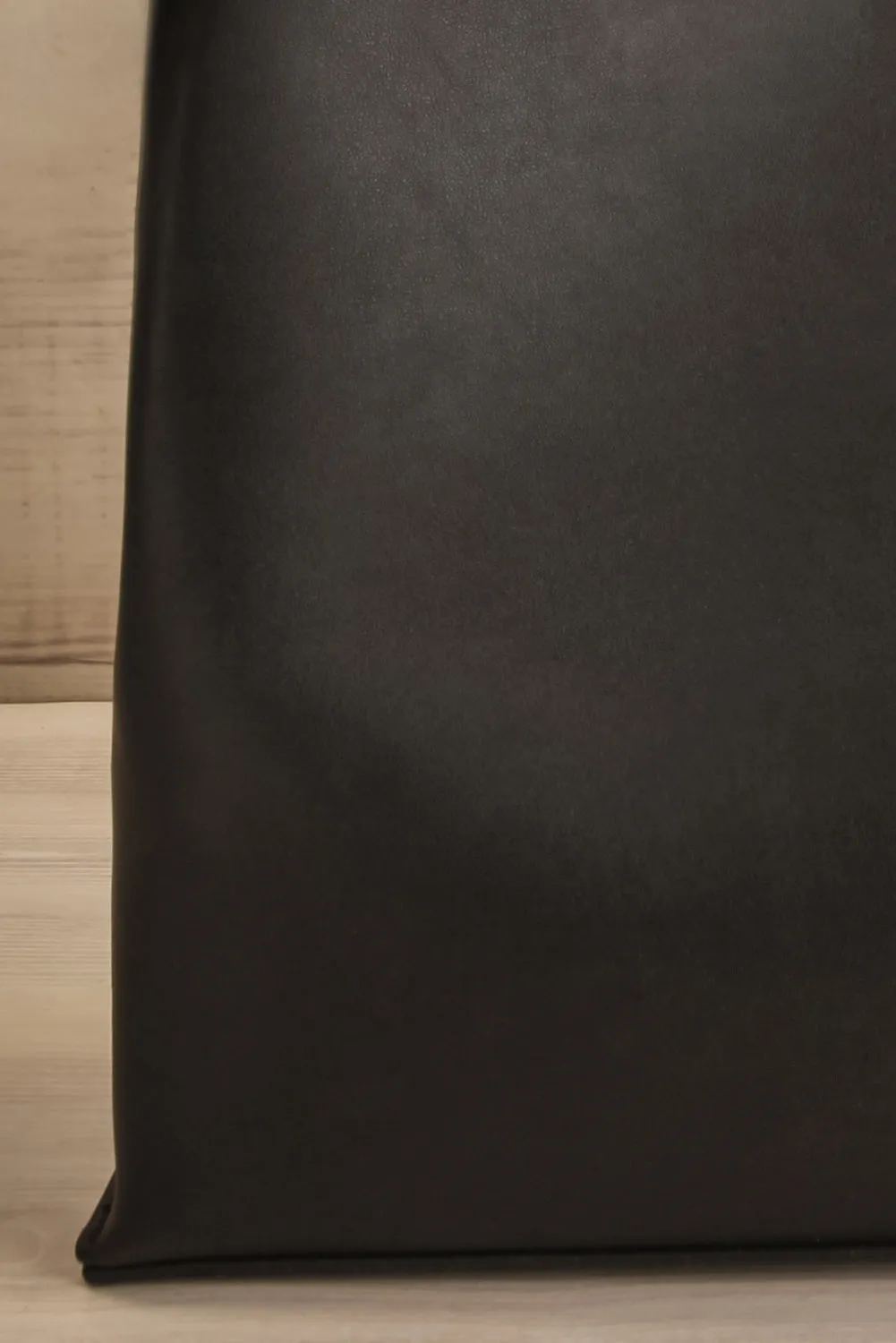Fangtell Black | Faux-Leather Tote Bag