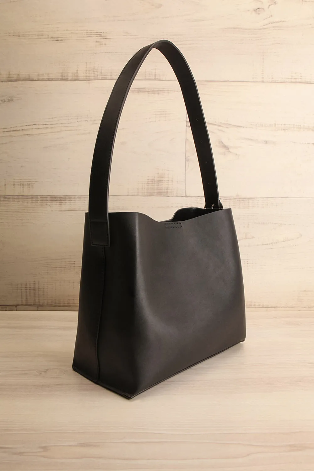 Fangtell Black | Faux-Leather Tote Bag