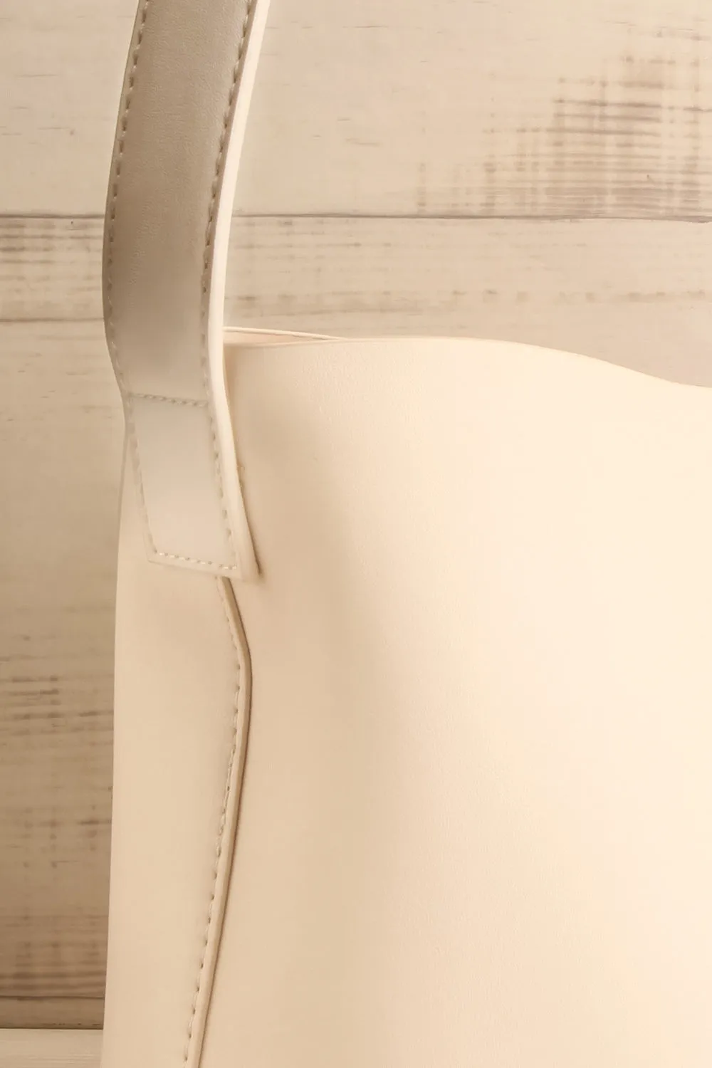 Fangtell Ivory | Faux-Leather Tote Bag