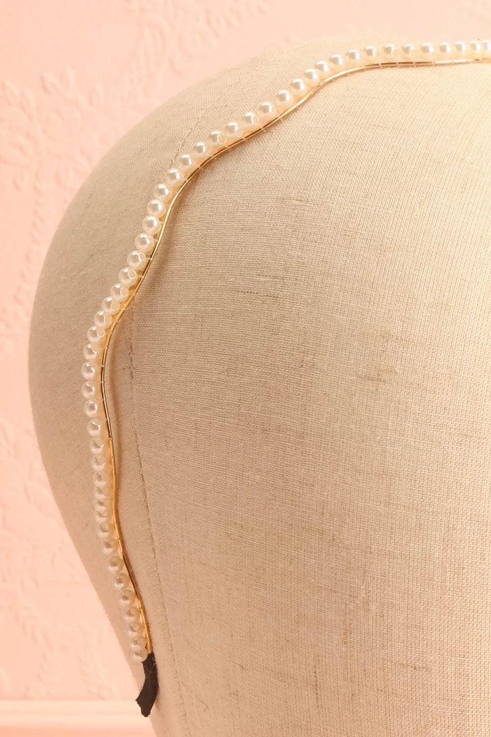 Faviola | Wavy Headband w/ Pearls