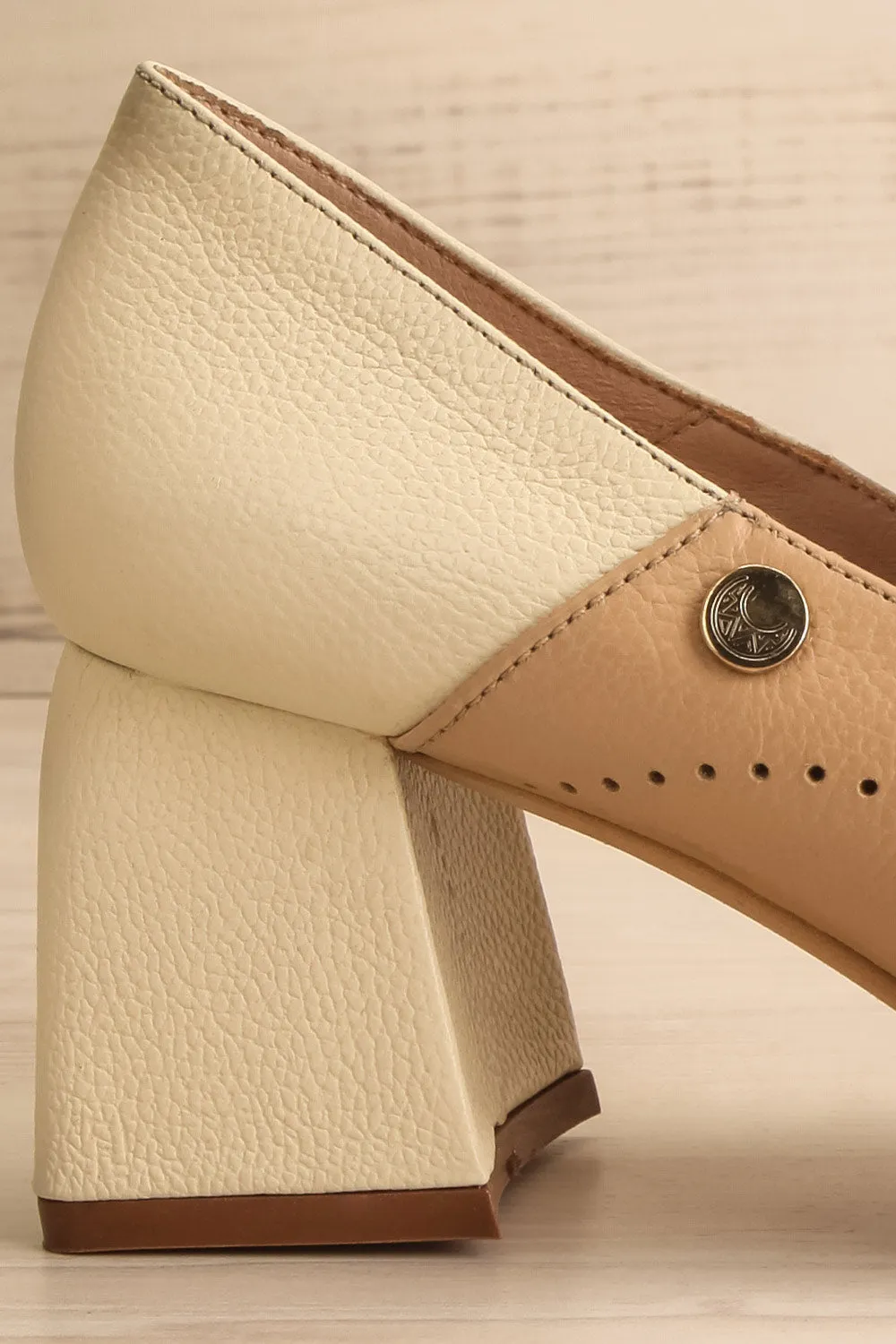 Flowur | Bicolored Heeled Loafer w/ Perforations