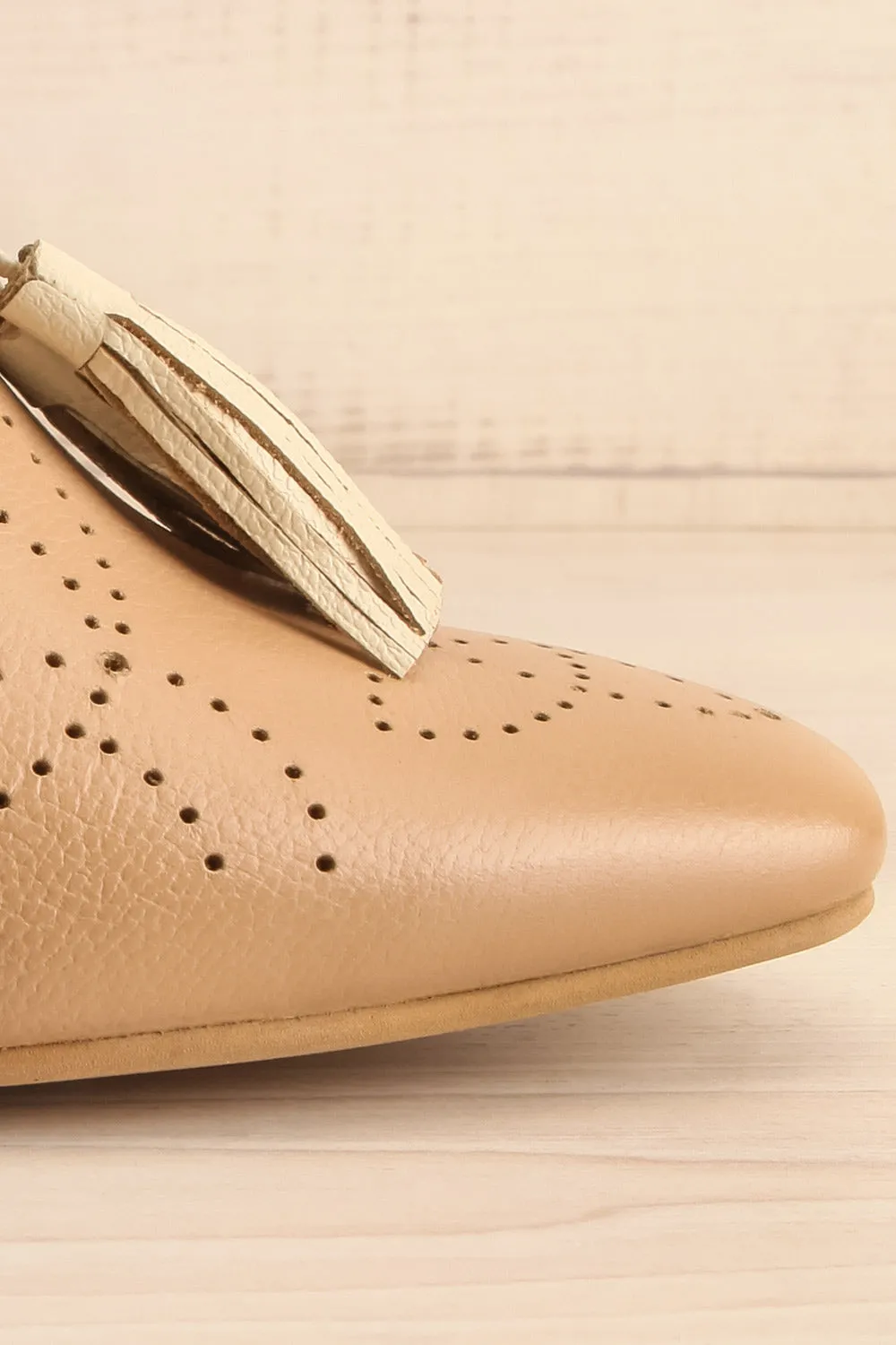 Flowur | Bicolored Heeled Loafer w/ Perforations