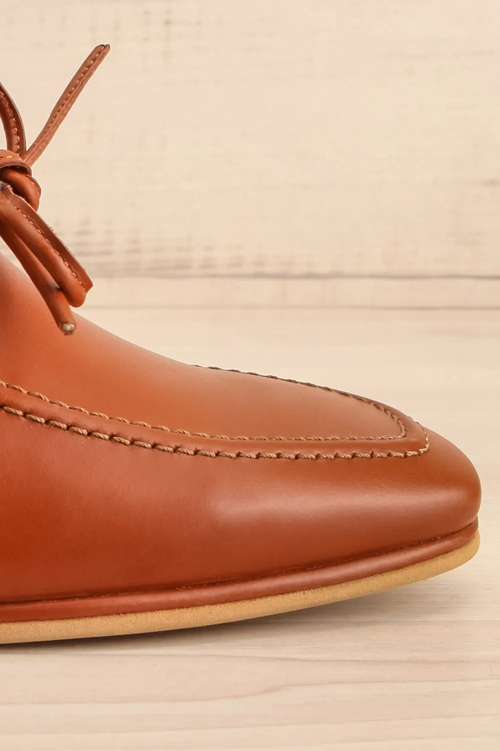 Focus Brown | Bicolored Heeled Loafer