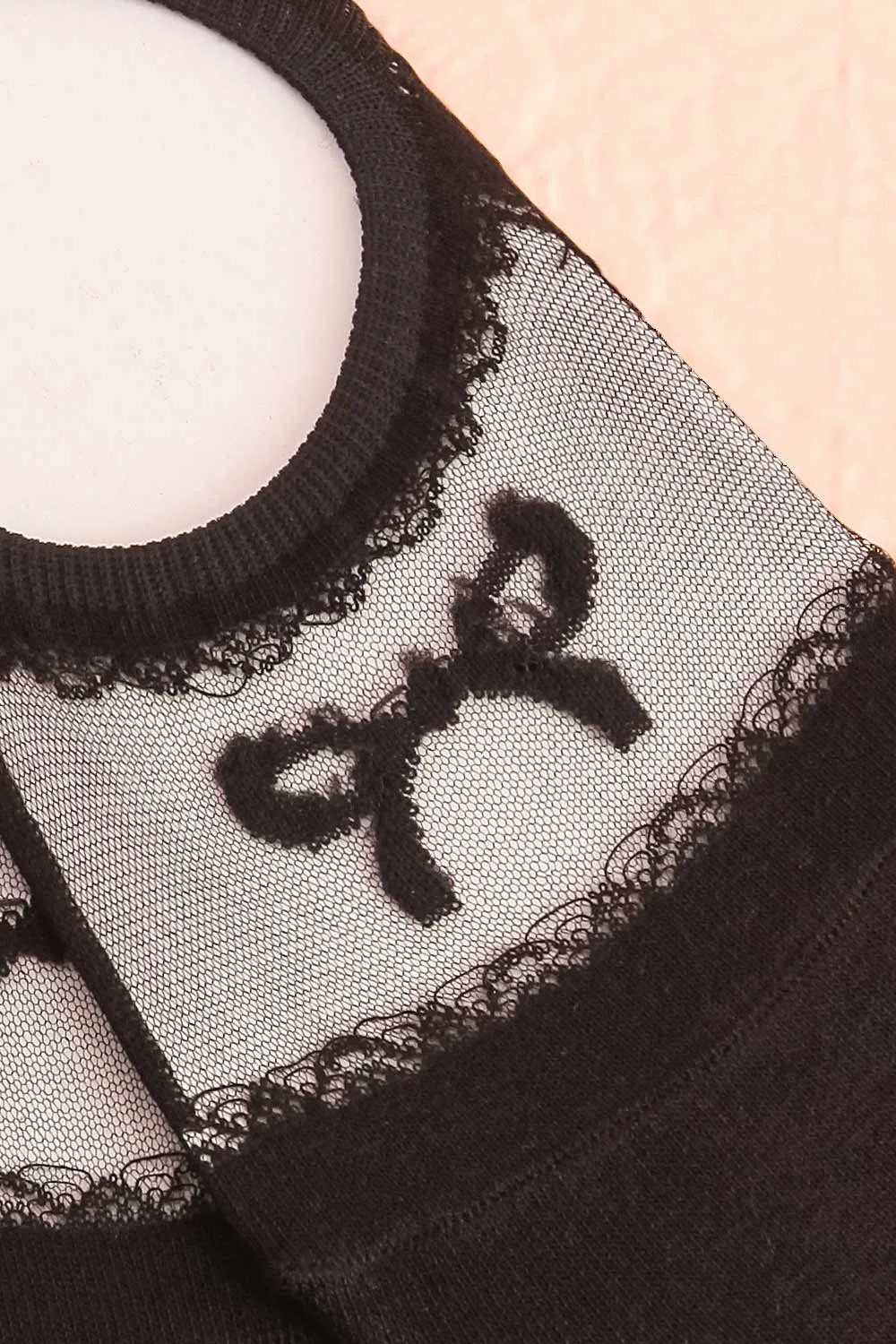 Ibari Black | No Show Socks w/ Ribbon Detail