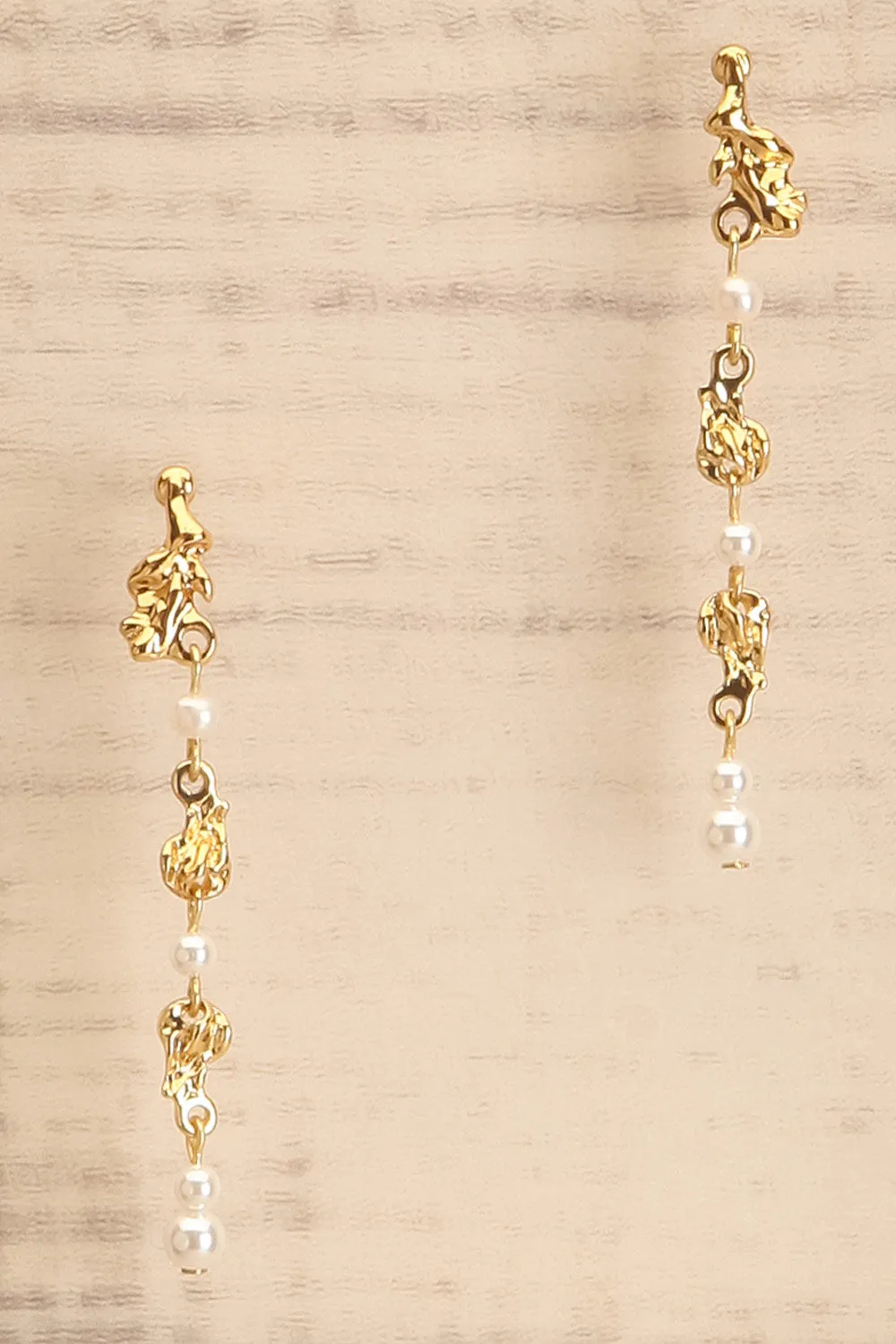 Kaelith Gold | Pearl Pendant Earrings