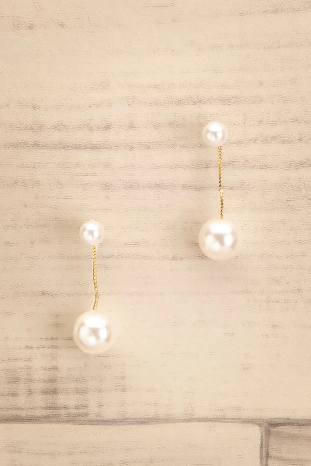 Kamloups | Pendant Pearl Earrings