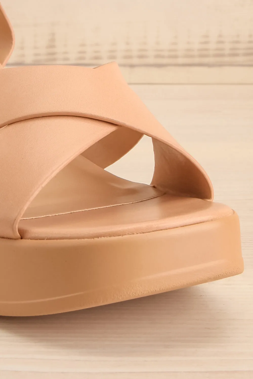 Lokobe | Beige Platform Sandals