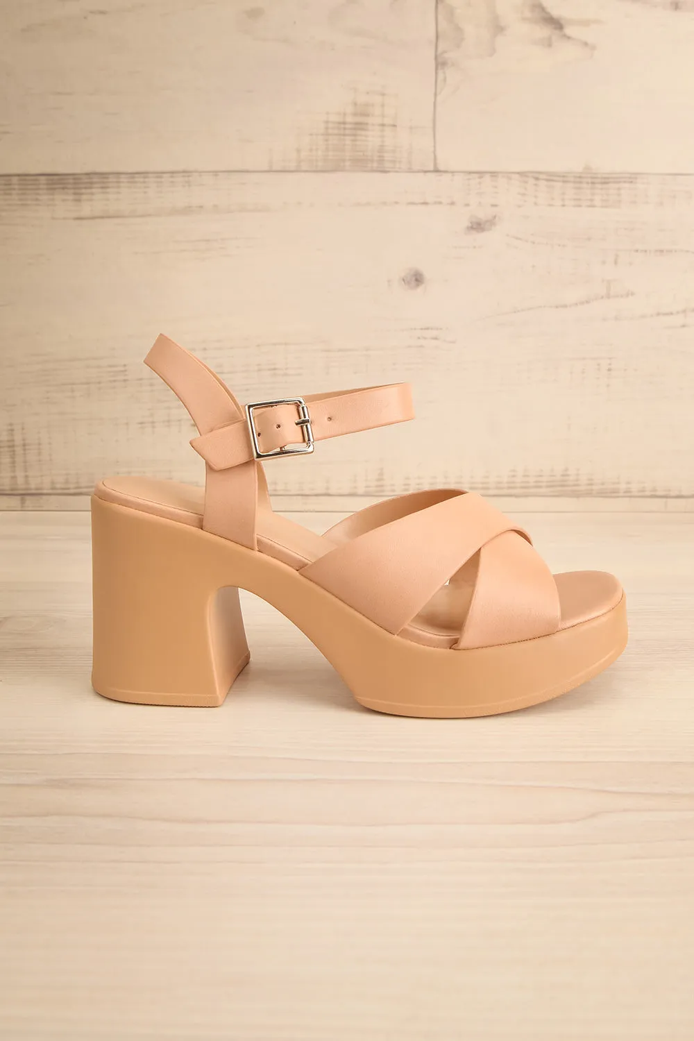Lokobe | Beige Platform Sandals