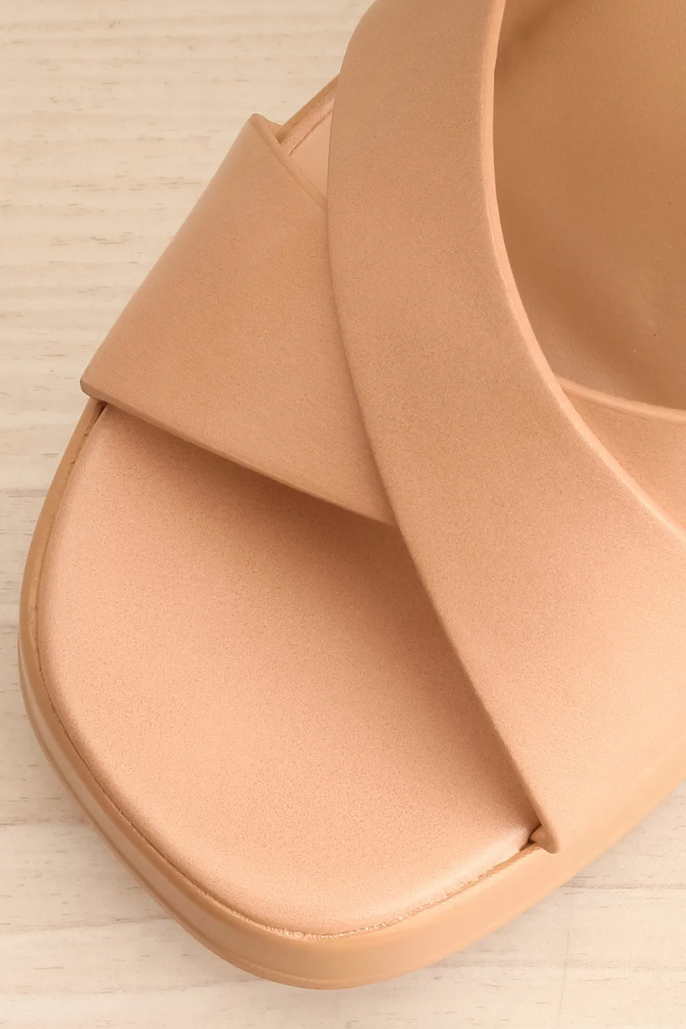Lokobe | Beige Platform Sandals
