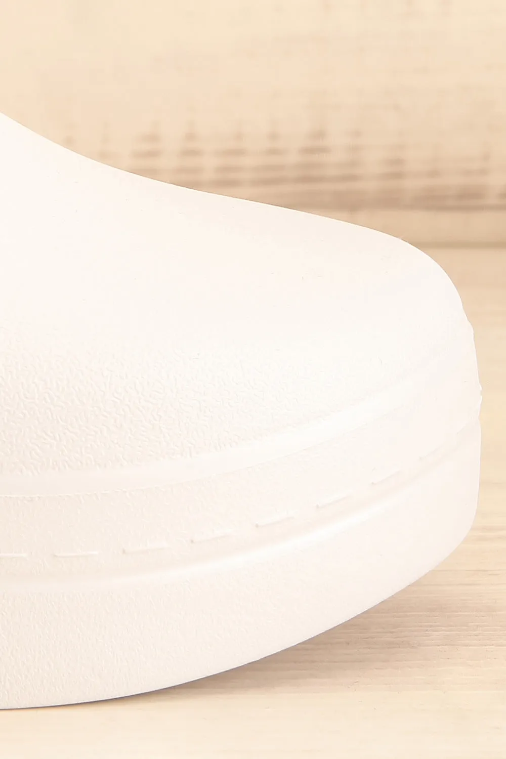 Magnolia White | Lightweight Mules