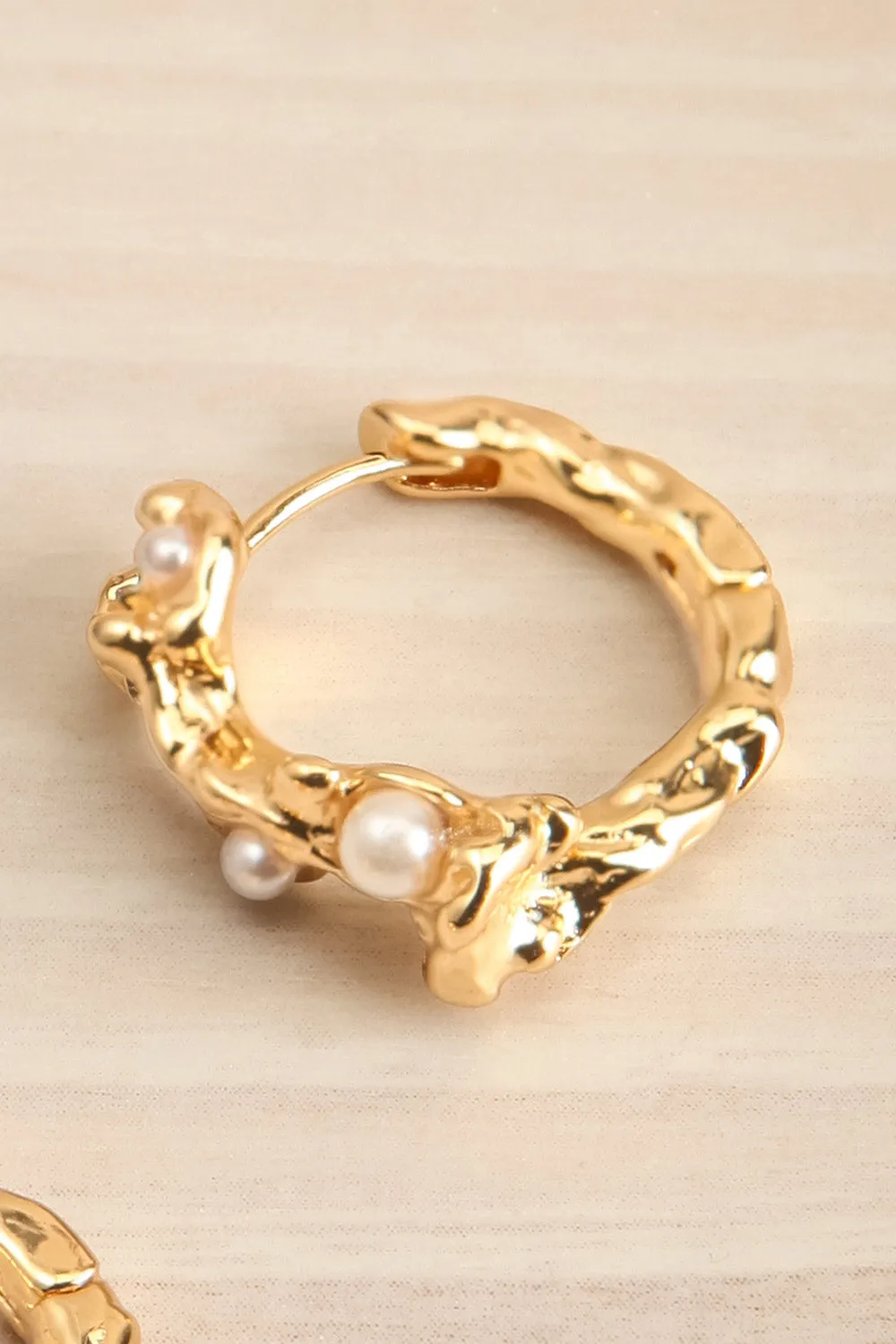 Margeriaz Gold | Organic Gold-Plated Hoops