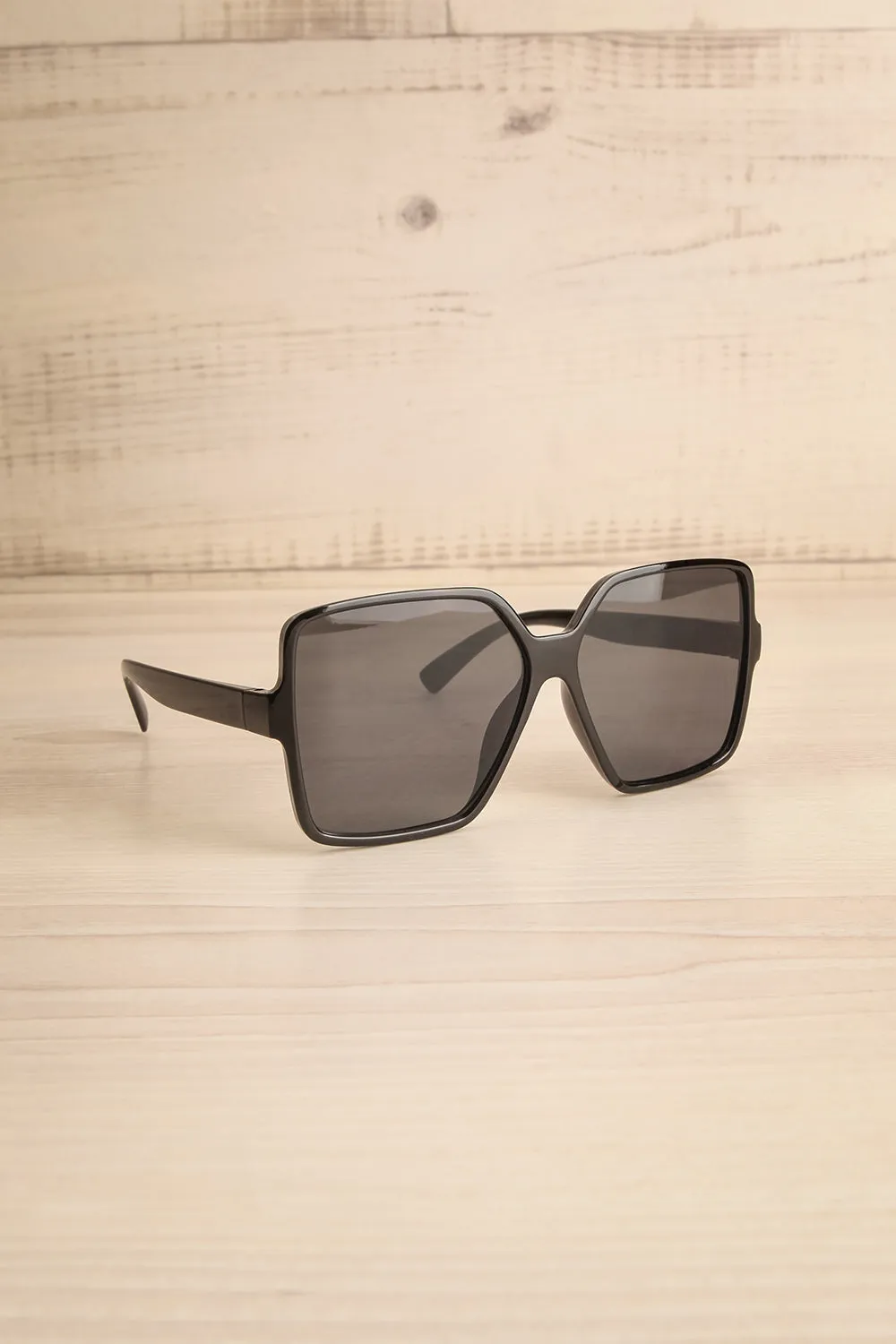 Medusa Black | Square Sunglasses