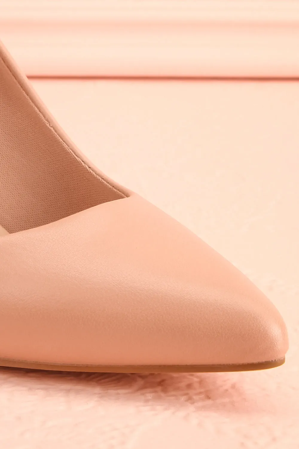 Mounai Beige | Pointed Toe Heels