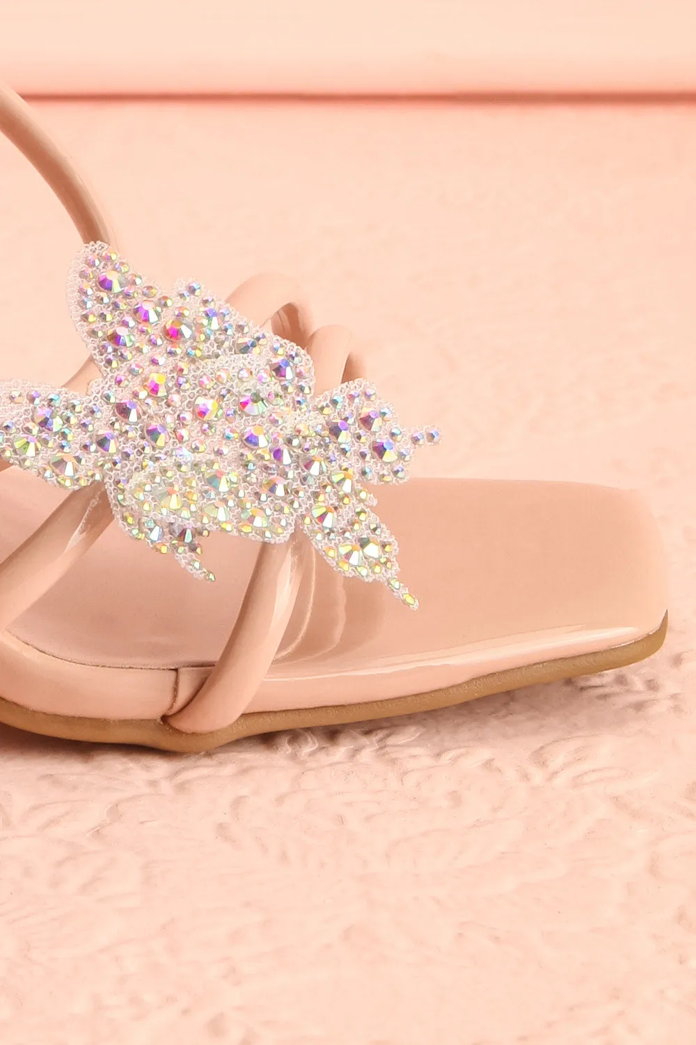 Nabilera | Strappy Heel Sandals w/ Butterflies