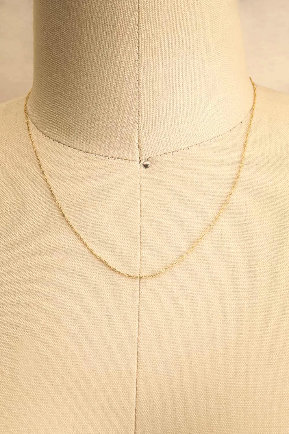 Nilus Gold | Minimalist Twist Necklace