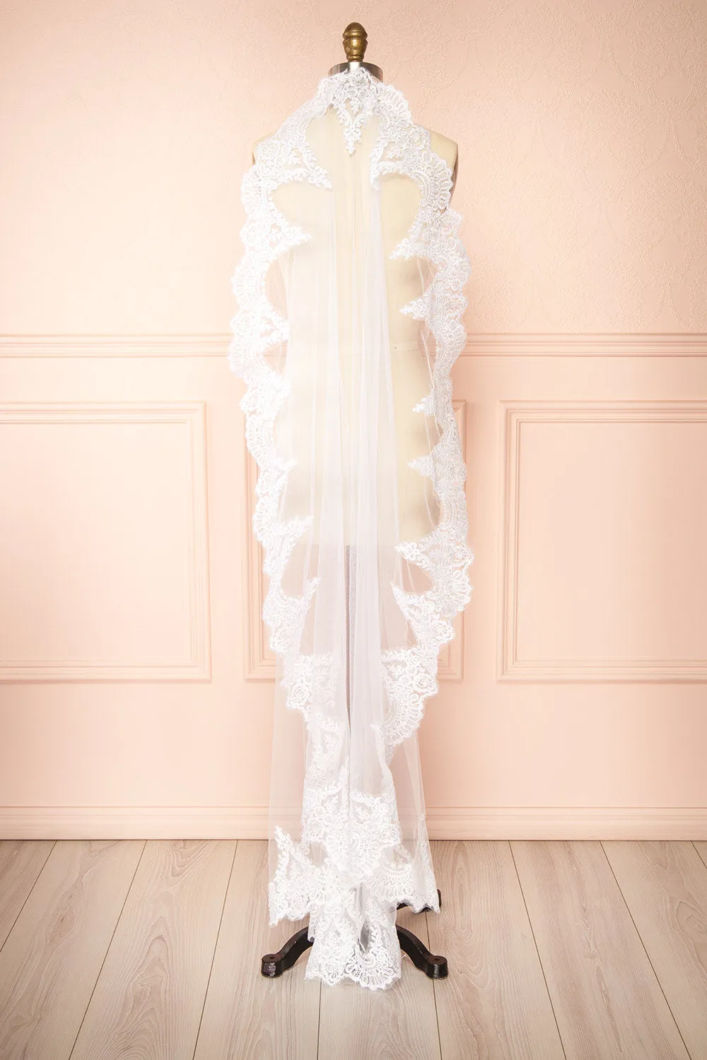 Polaris White | Tulle Wedding Veil w/ Floral Lace