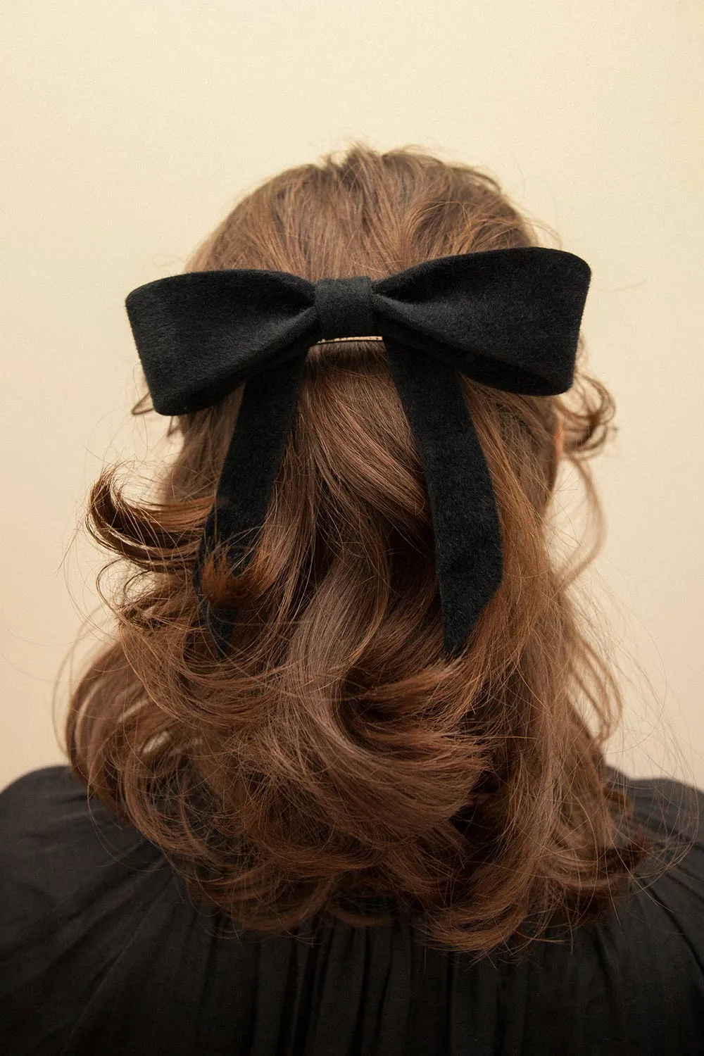 Purimosa Black | Felt Bow Hair Clip