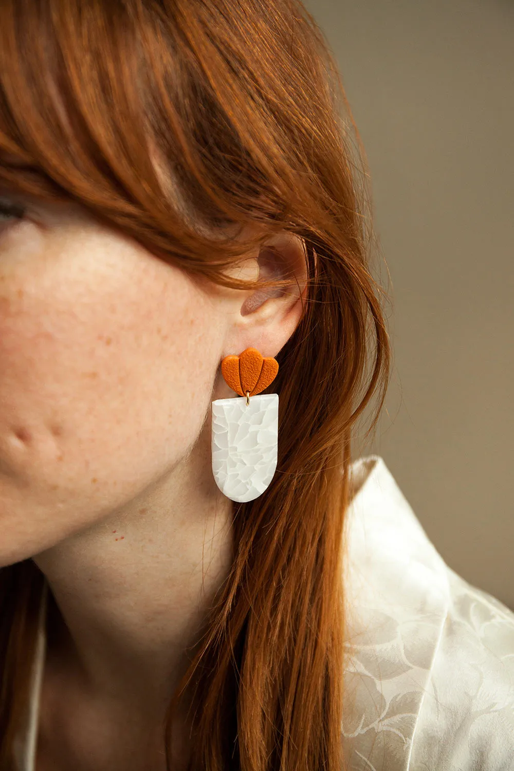 Remiel Orange | Pendant Earrings w/ Shell