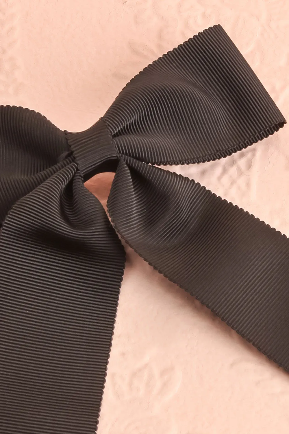 Saffy Black | Ribbed Bow Barrette