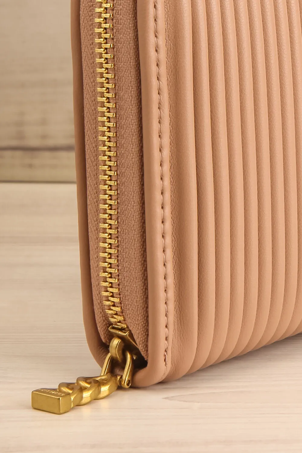 Sandy Beige | Pleated Vegan Leather Wallet