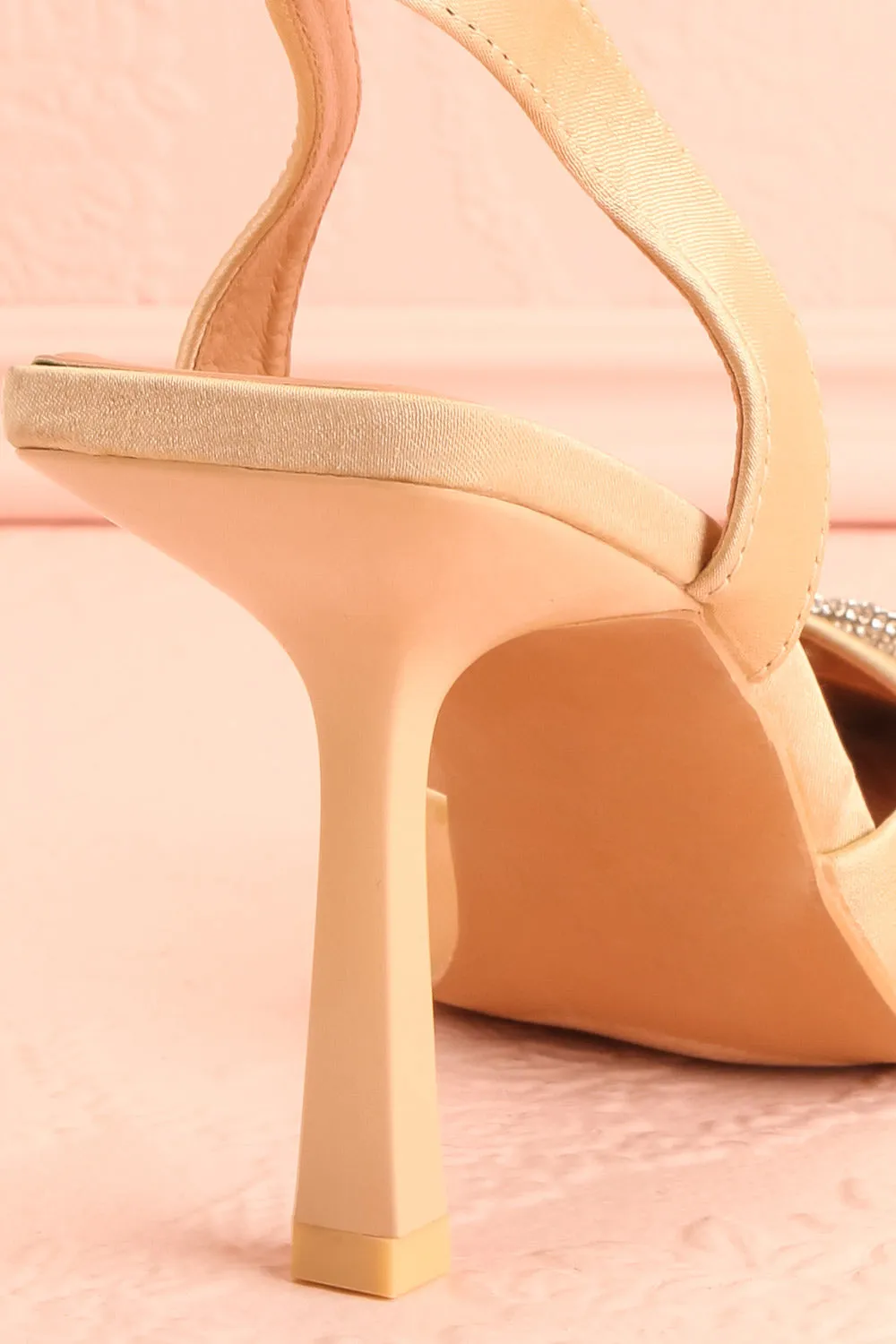 Sentiment Ivory | Satin Pointed-Toe Heels w/ Sequin Bow