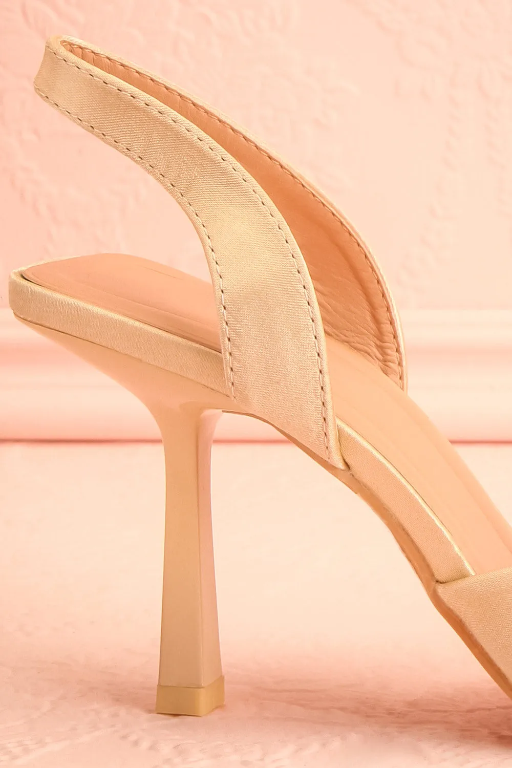 Sentiment Ivory | Satin Pointed-Toe Heels w/ Sequin Bow
