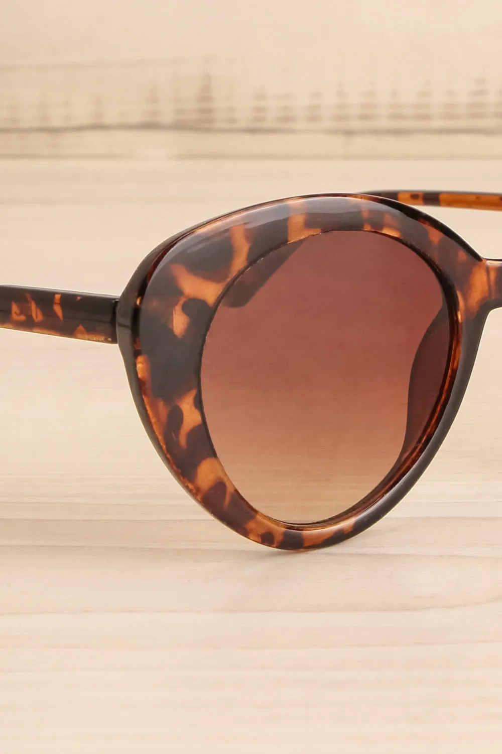Shelly | Tortoiseshell Cat-Eye Sunglasses