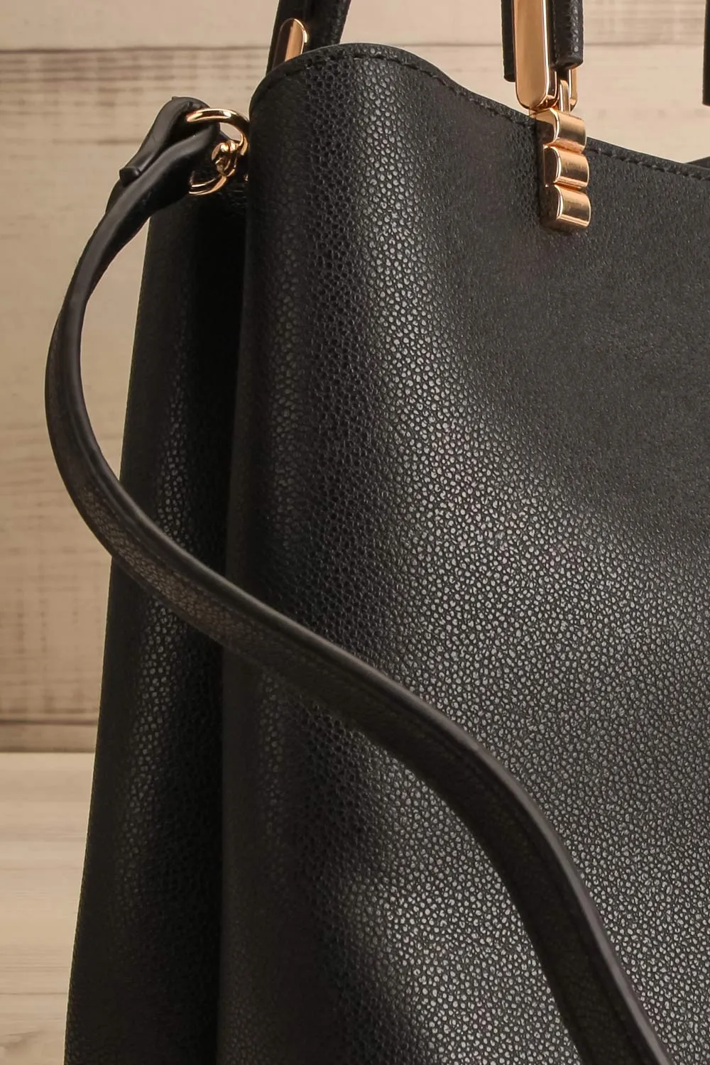 Tress Black | Faux-Leather Crossbody Handbag