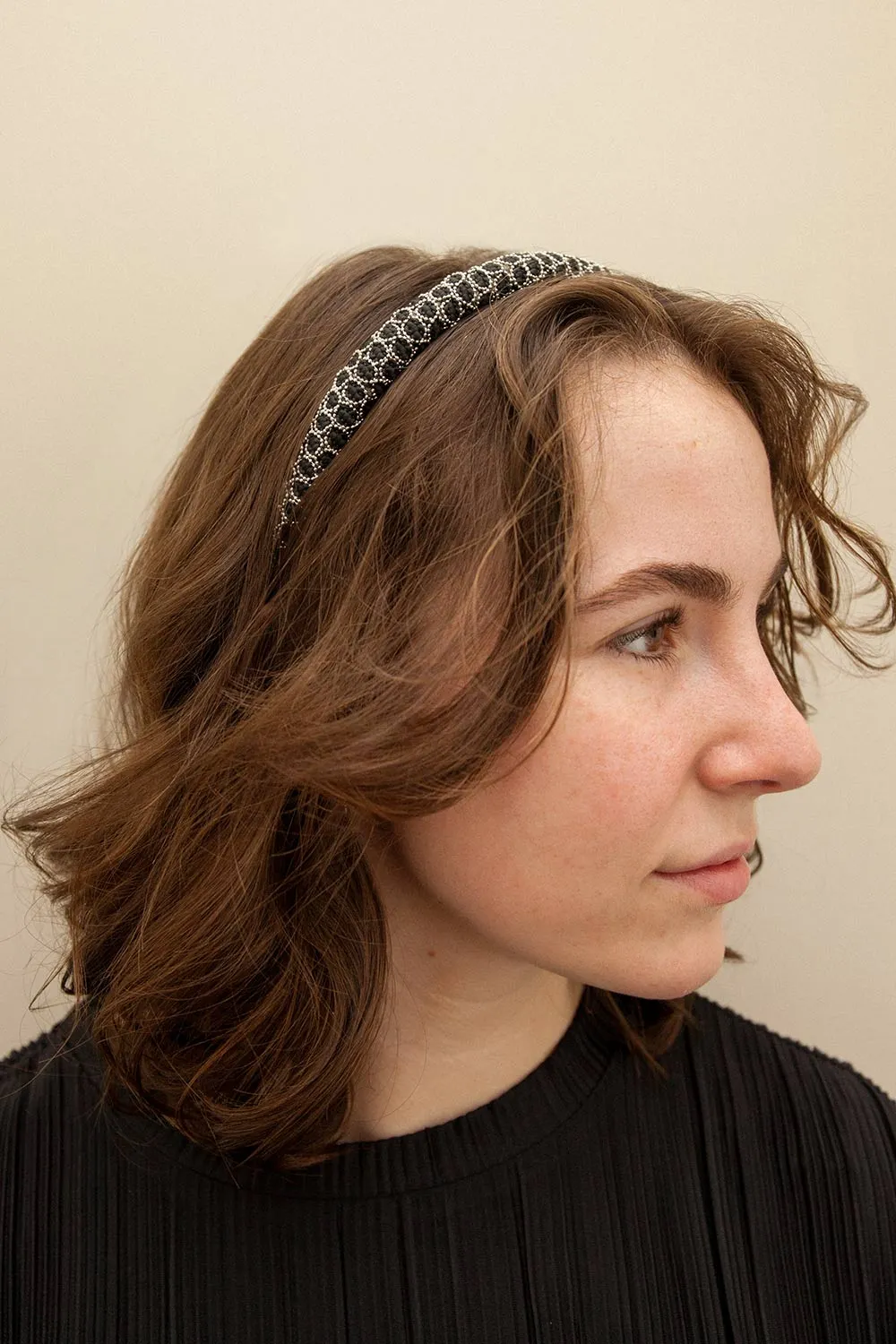 Trisula | Black Headband w/ Silver Chain Design