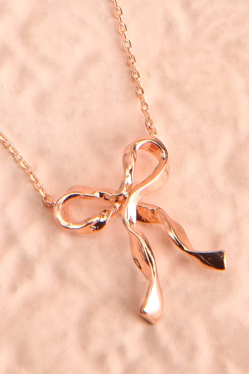 Triteia Rosegold | Necklace w/ Bow Charm