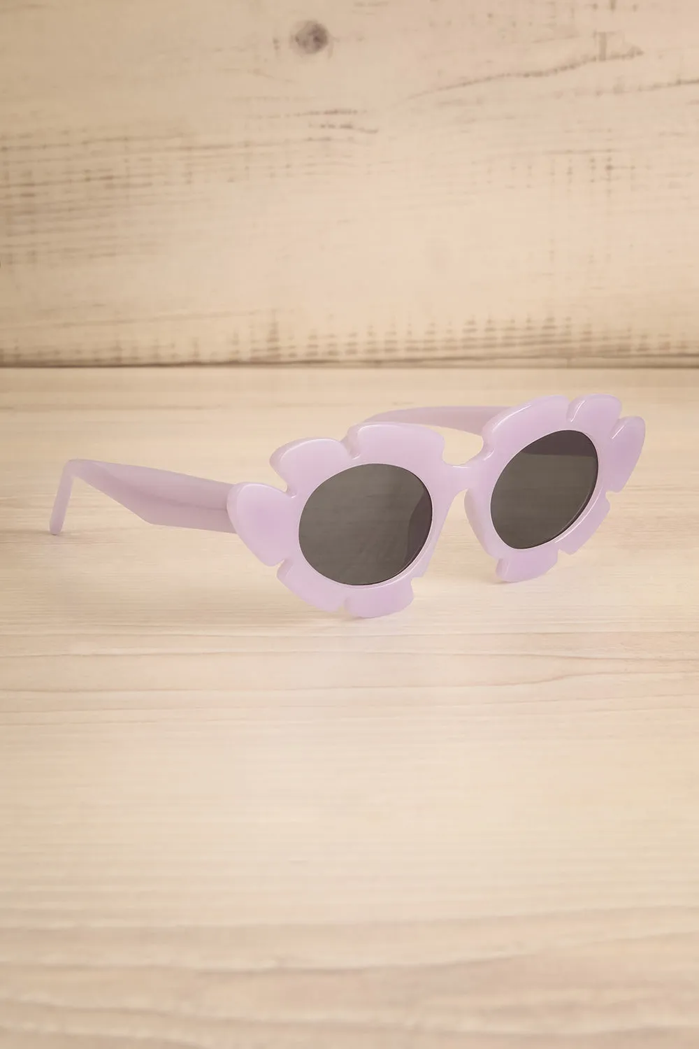 Trixie Lilac | Flower Sunglasses