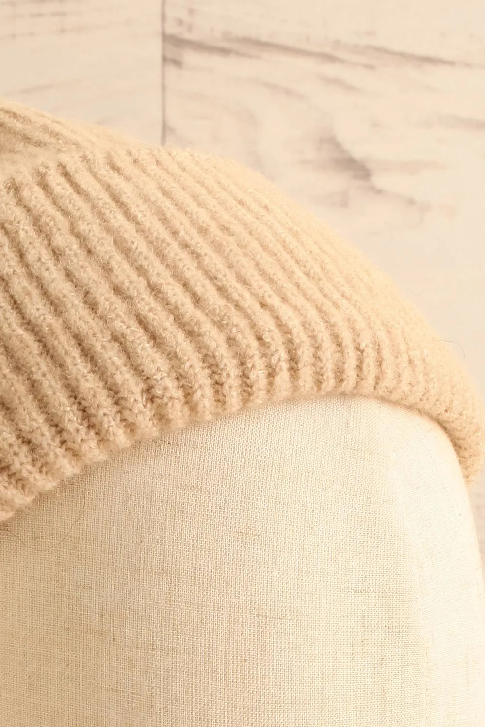 Vinnie | Beige Rib Knit Beanie