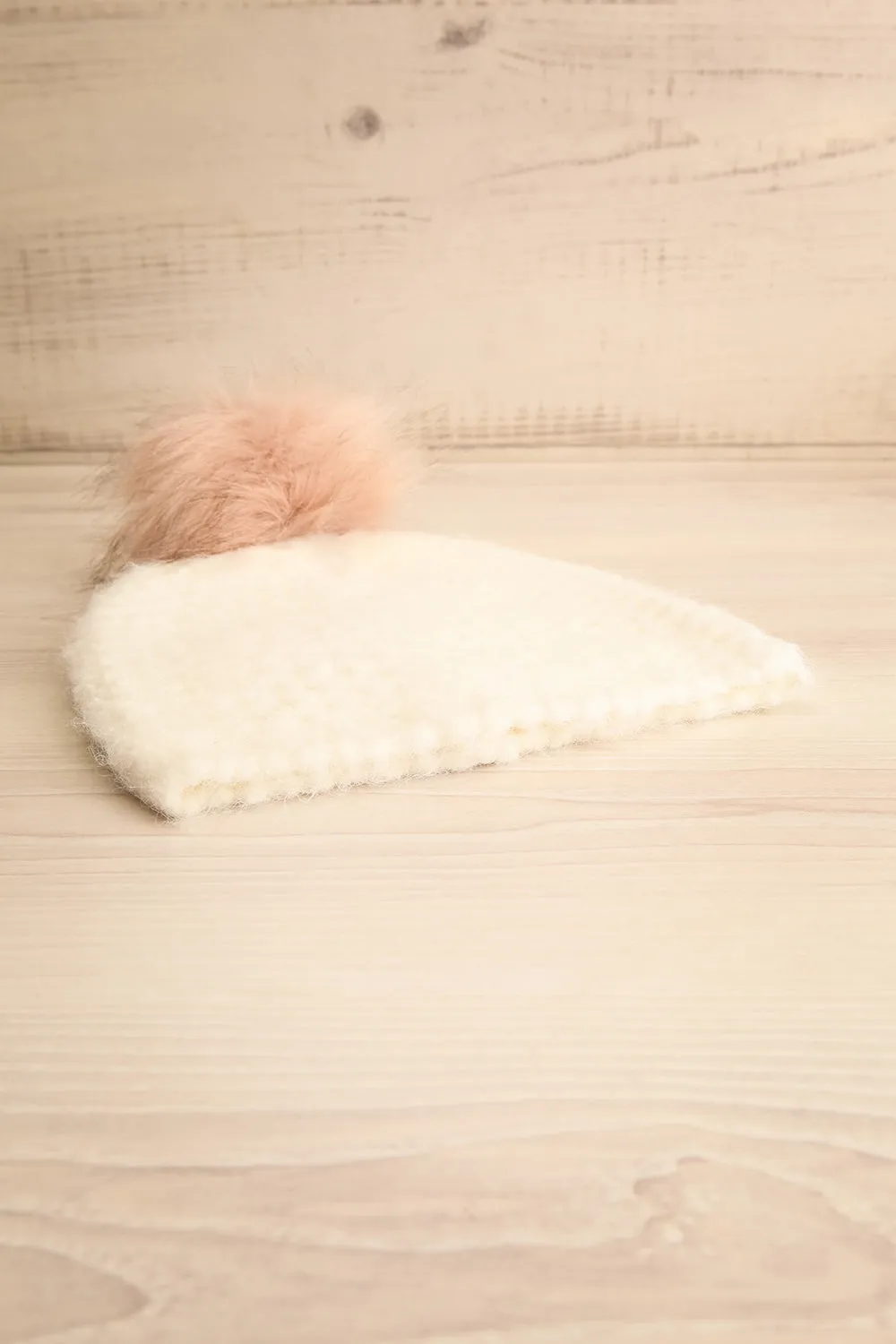 Whitby White | Knit Tuque w/ Pompom