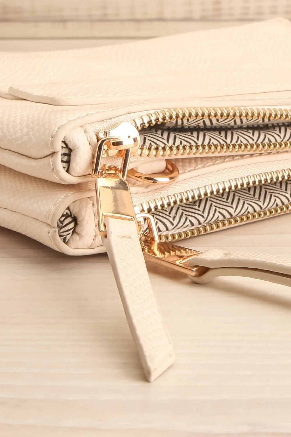 Wunderbar | Snake Pattern Crossbody Bag