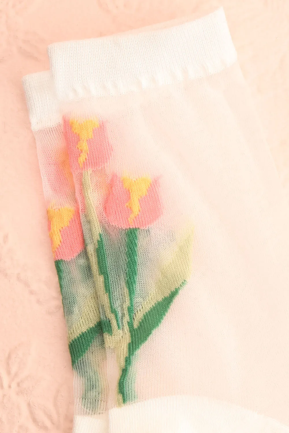 Zuwarah White | Sheer Mesh Crew Socks w/ Tulips
